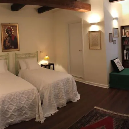 Via Dell'astrologo Bed & Breakfast