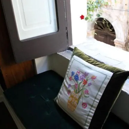 Via Dell'astrologo Bed & Breakfast 3*