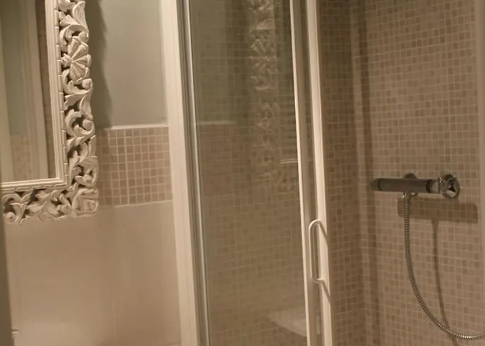 Via Dell'astrologo Alojamento de Acomodação e Pequeno-almoço 3*